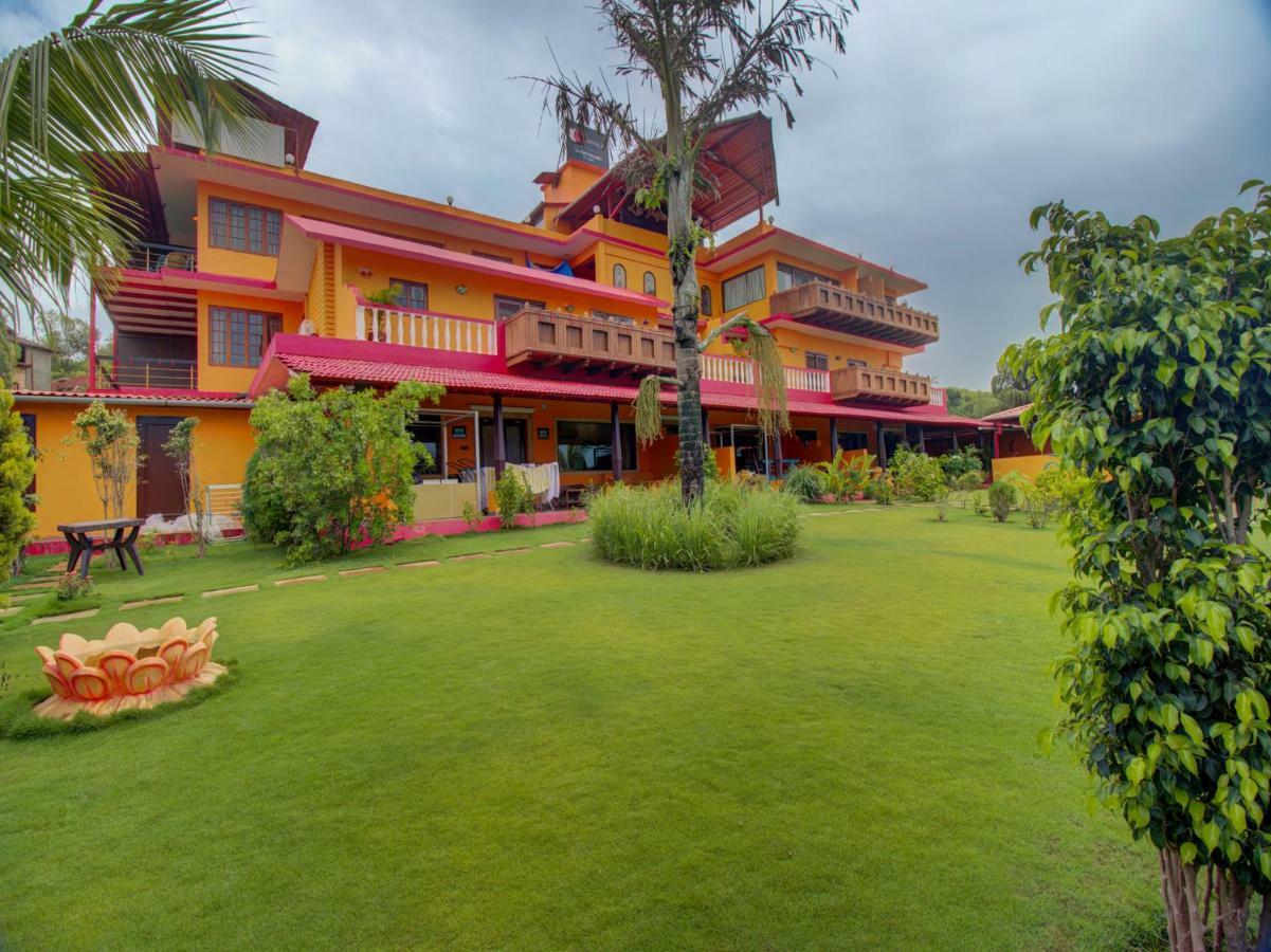 La Papa Resort Morjim Exteriér fotografie