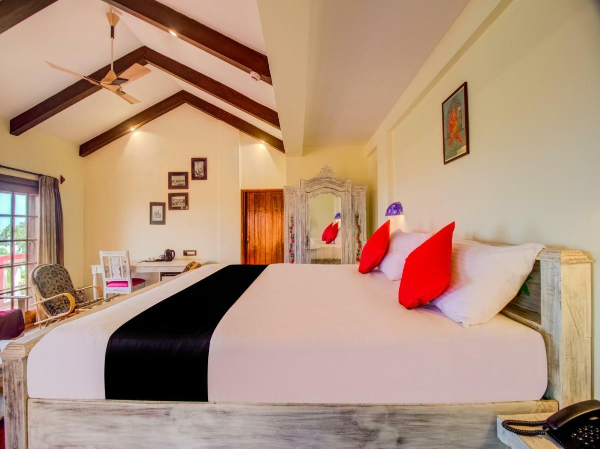 La Papa Resort Morjim Exteriér fotografie